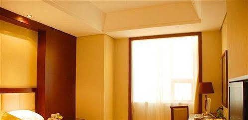 Junyuan Huatian Hotel - Huaihua Fenghuang County Exterior photo